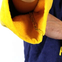 Poncho Howzit Bleu/jaune -JOBE Soldes poncho howzit bleu jaune 7