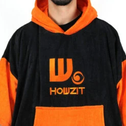 Poncho Howzit Noir/orange -JOBE Soldes poncho howzit noir orange 7
